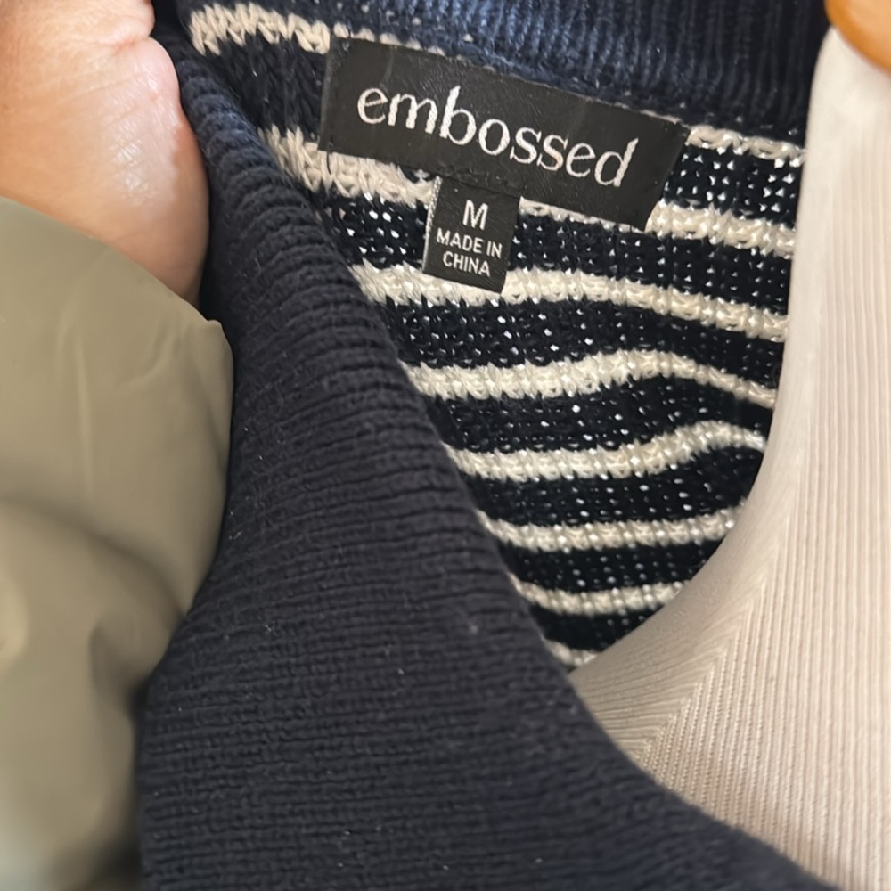 Sweater - Picture 3 of 3